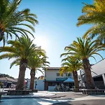 Village Le Vieux Port***** Camping 3*