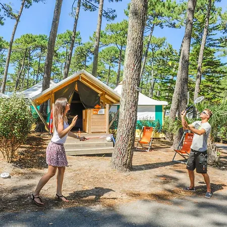 Campsite Village Le Vieux Port*****