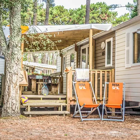 Village Le Vieux Port***** Campsite