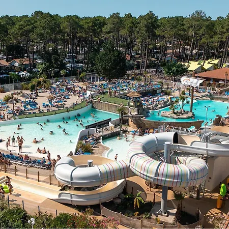 Κάμπινγκ Village Le Vieux Port***** 3*