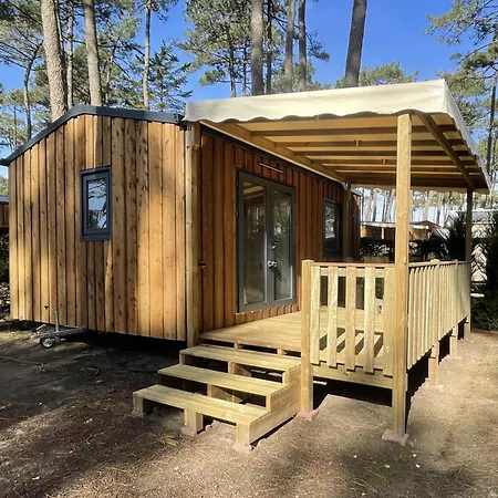 Village Le Vieux Port***** Campsite