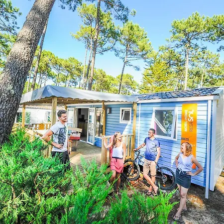 Village Le Vieux Port***** Campsite
