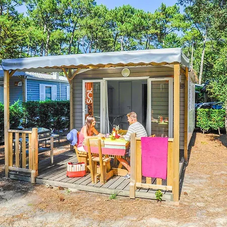 Village Le Vieux Port***** Campsite Messanges (Landes)