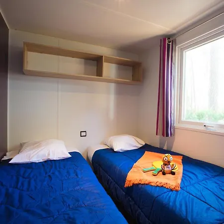Village Le Vieux Port***** Campsite 3*