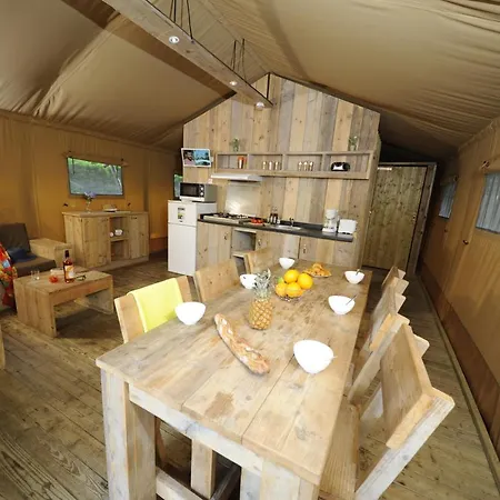 Village Le Vieux Port***** 营地 3*