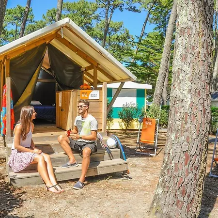 Village Le Vieux Port*****