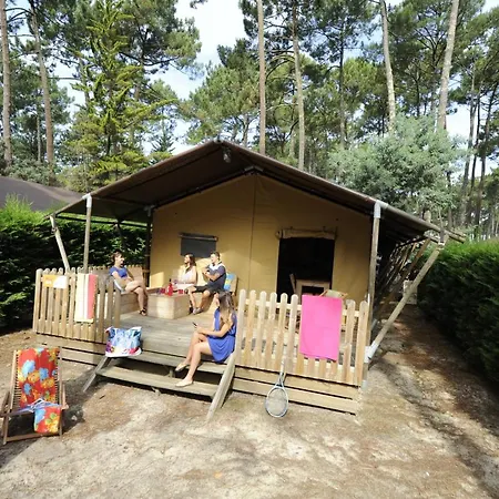 Village Le Vieux Port***** 梅桑热