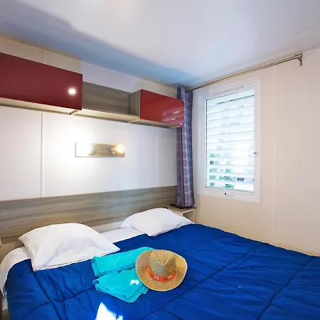Campsite Village Le Vieux Port***** Messanges (Landes)
