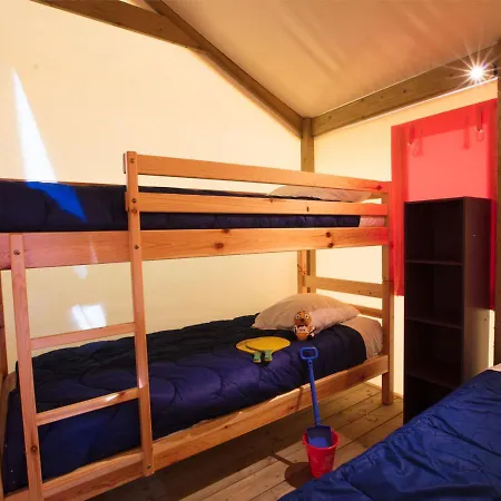 营地 Village Le Vieux Port*****